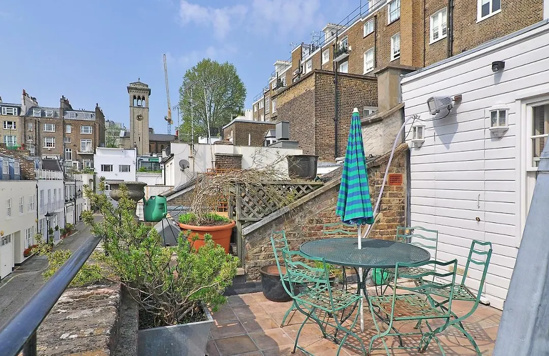 Ennismore Mews-1