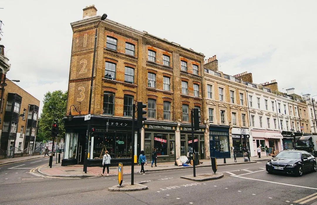 D8 - Shoreditch-1