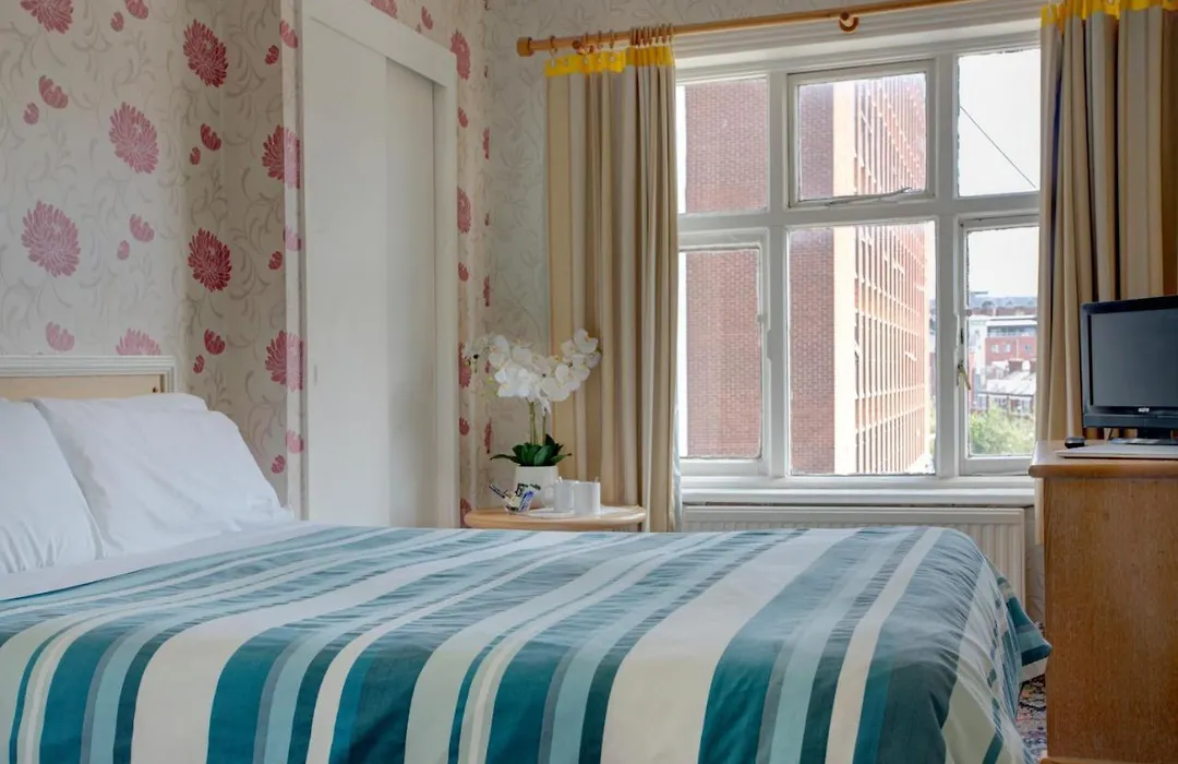 Belgrave Hotel-1