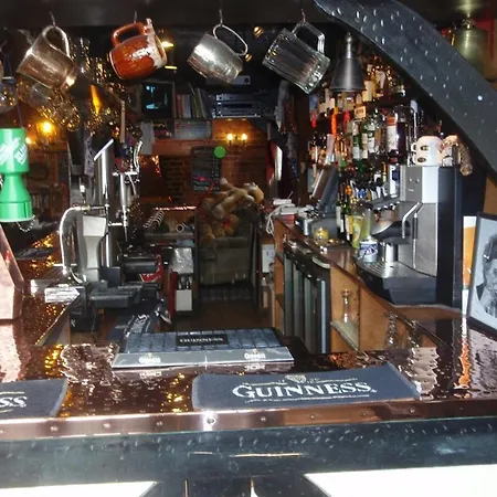 Mucky Duck Inn-3
