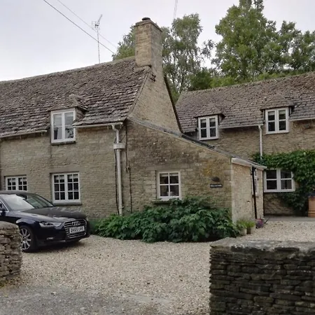 Well Cottage B&B-2