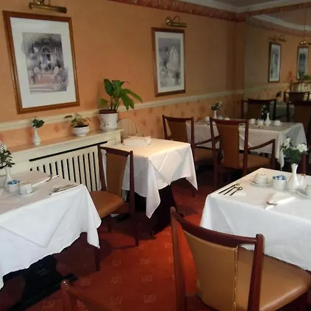 Maranton House Hotel-3
