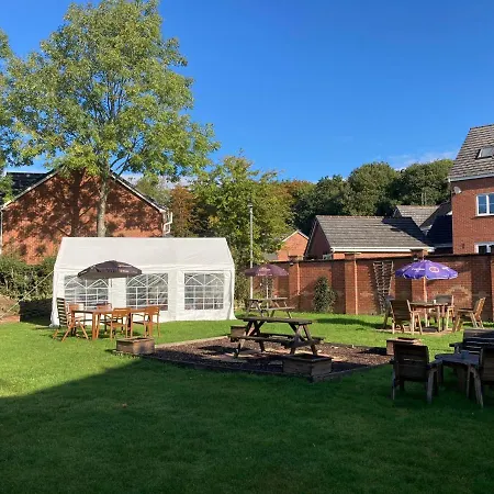 The Woodhouse Inn-2