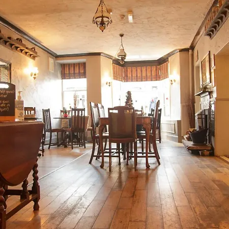 The Royal Oak Inn-3