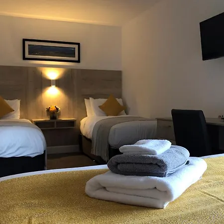 Mcnaughton Guestrooms-2