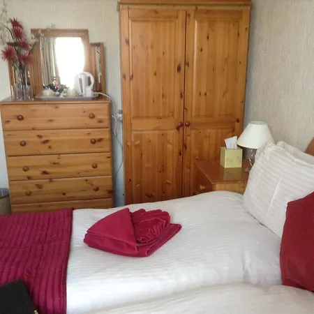 Chelmsford Place Guest House-2