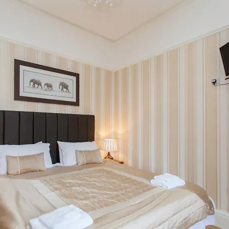 The Elmington Hotel (Adults Only)-3