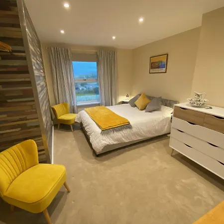 Noddfa Farm Guest House-3