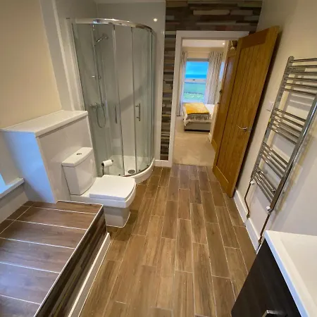 Noddfa Farm Guest House-2
