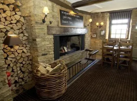 The Bird In Hand Inn, Witney-2
