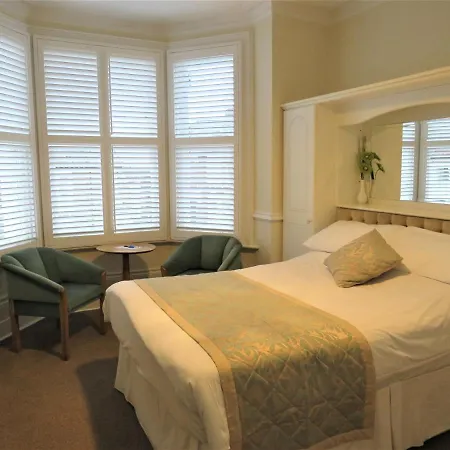 Marple Cottage Guest House-2