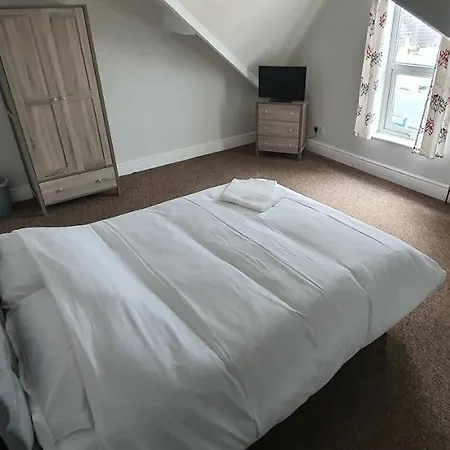 Self Check In Apartment In Central Doncaster-3