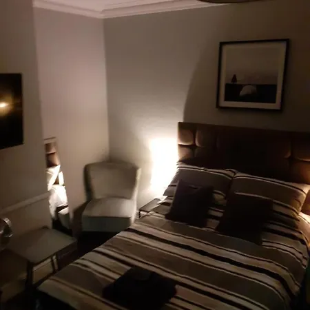 Caversham Lodge-3