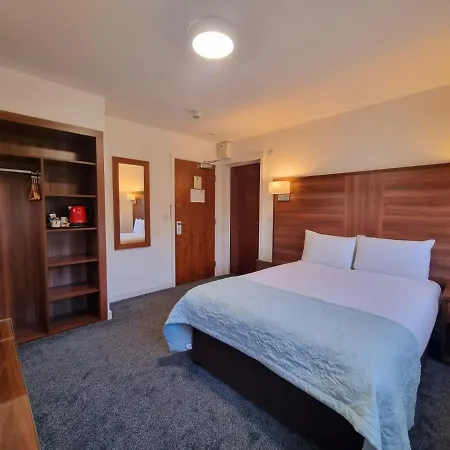 Premier Lodge-2