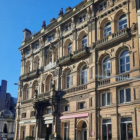 62 Castle Street Hotel-3