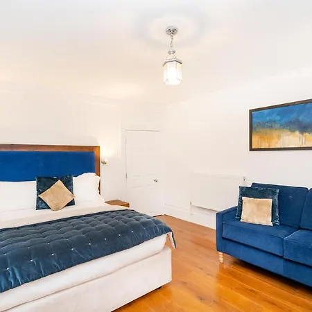 Berkeley Suites-3