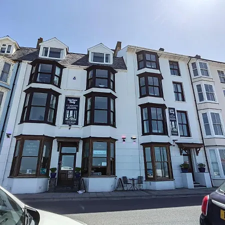 Cardigan Bay Self Catering Accommodation-3
