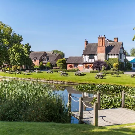 The Moat House-3