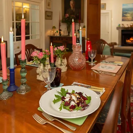 Ingram House Bed & Breakfast-3