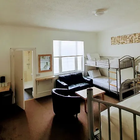 New Madeira Seafront Hotel-3