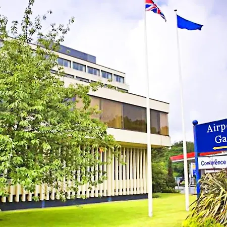 Airport Inn Gatwick-3