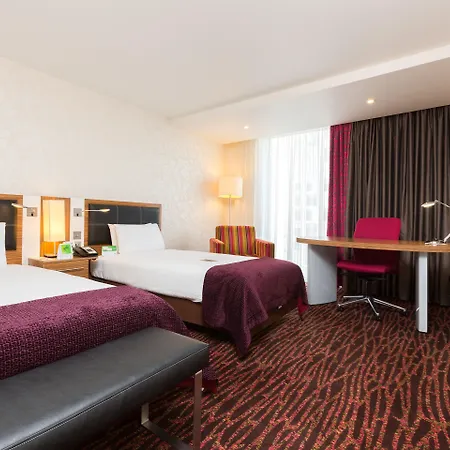 Holiday Inn Manchester-Mediacityuk By Ihg-3