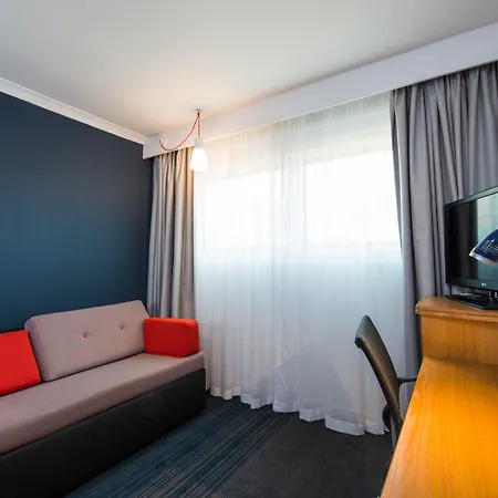 Holiday Inn Express East Midlands Airport By Ihg-2