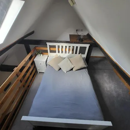 Hursley Rooms - The Dolphin-2