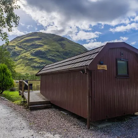 Heart Of Glencoe Holidays-3
