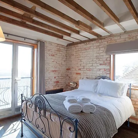 Rocksalt Rooms-3