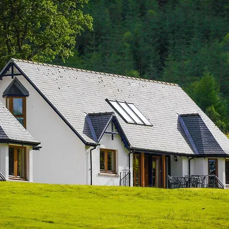 Glen Nevis Holidays-2