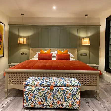 Halford House - Adults Only Guest House-3
