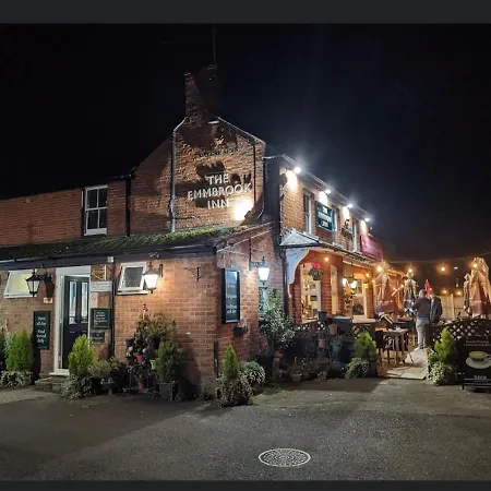 The Emmbrook Inn Hotel-3