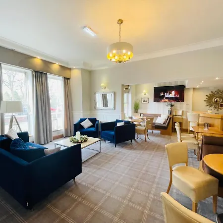 Westlynn Hotel & Apartments Free Parking Near Manchester Centre-3