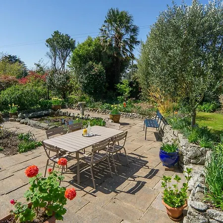Ivy House Cornwall B&B-2