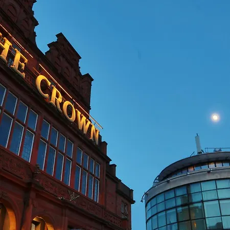 The Crown London Hotel, Cricklewood North West London, Worldhotels Distinctive-3