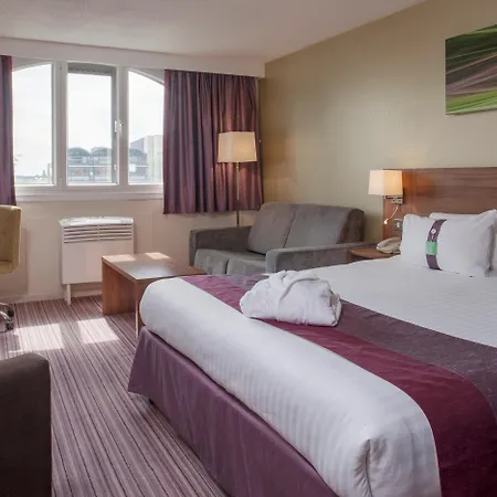 Holiday Inn Lincoln By Ihg-2