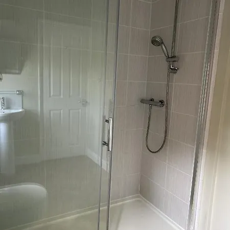 The Lodge At Salhouse-3