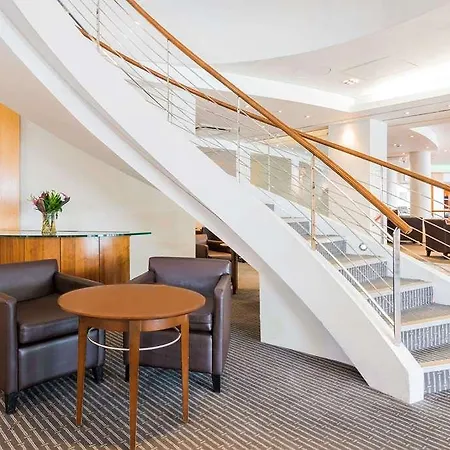 Best Western Heathrow Ariel T2. 3. 4-2
