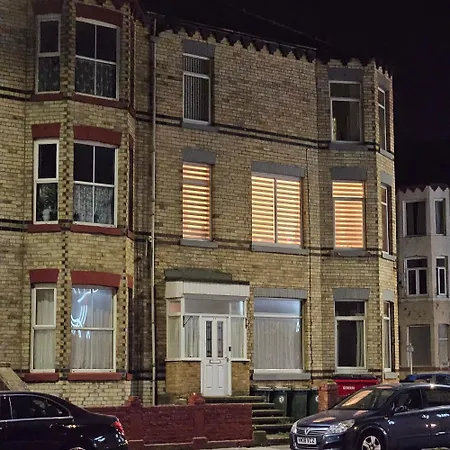 Redcar Seaview Apartments-3
