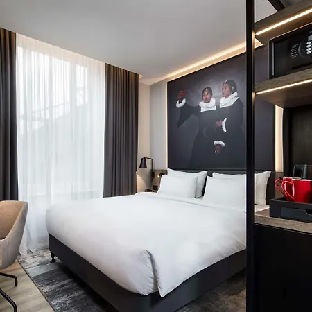Radisson Red Hotel, Liverpool-3
