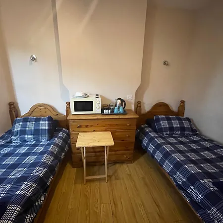 Abbey Guest House-3