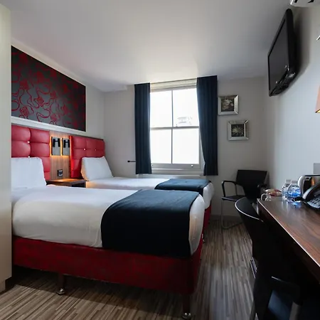 Simply Rooms & Suites-3