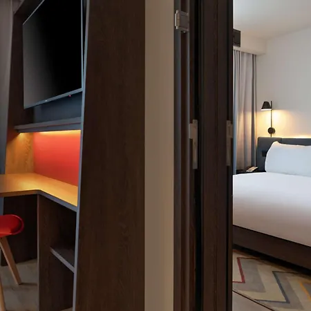 Hampton By Hilton Ashford International-2