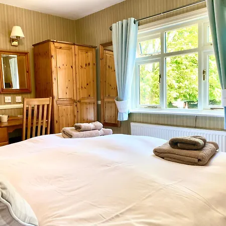 The Egerton Arms Astbury-3