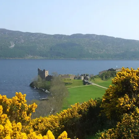 Loch Ness Lodge Hotel-3