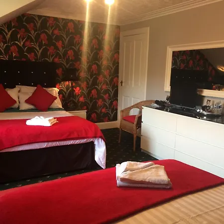 Broom Lodge-2