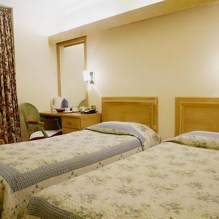 Gresham Hotel-3