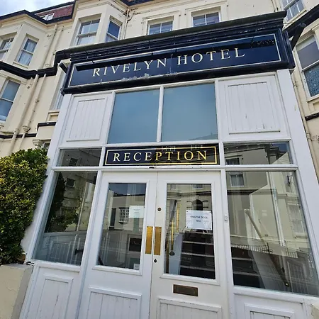 Rivelyn Hotel Bar & Restaurant-2