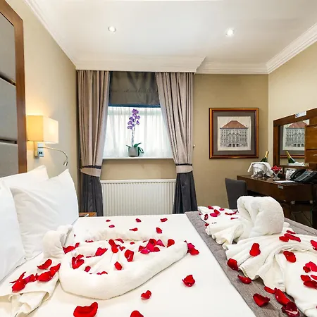 Gem Langham Court Hotel-2